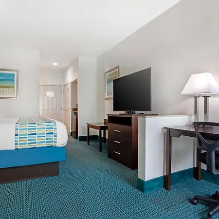 Best Western Plus Blue Angel Inn-2