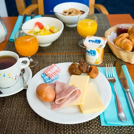 Brit Hotel Saint Malo – Le Transat-2