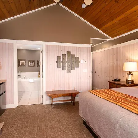 Larsmont Cottages-2