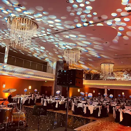 Holland House Hotel Cardiff By Sunday-2