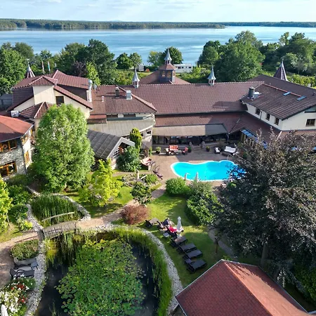 Wellnesshotel Seeschlößchen - Privat- Spa&Naturresort-2