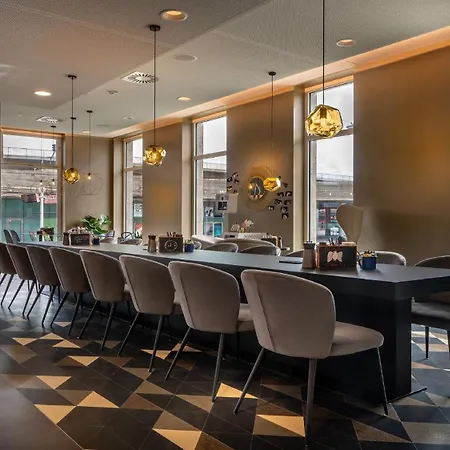 Holiday Inn - The Niu, Ridge Halle Central Station By Ihg-3