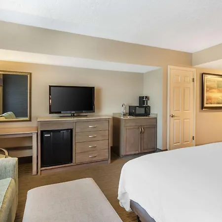 Best Western Plus Cotton Tree Inn-2