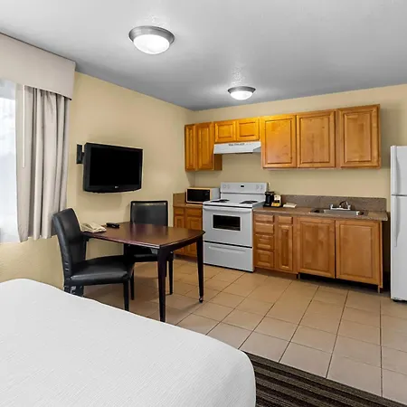 Quality Inn & Suites Vancouver - Hazel Dell-3
