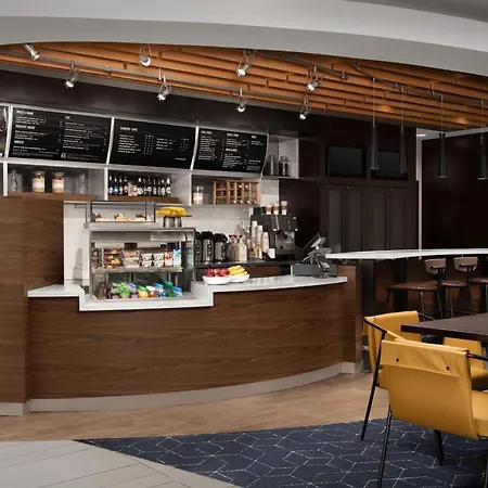 Courtyard By Marriott Syracuse Downtown At Armory Square-3