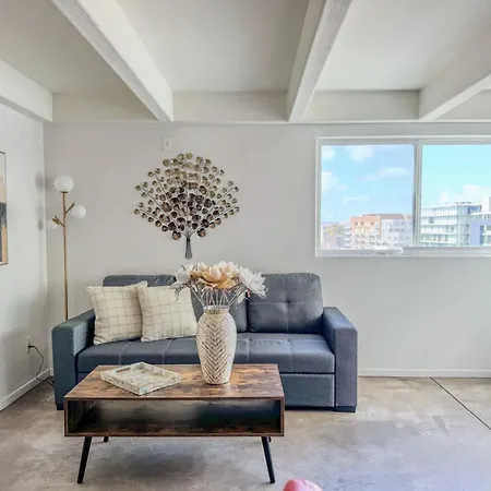 Little Italy Modern Lofts-3