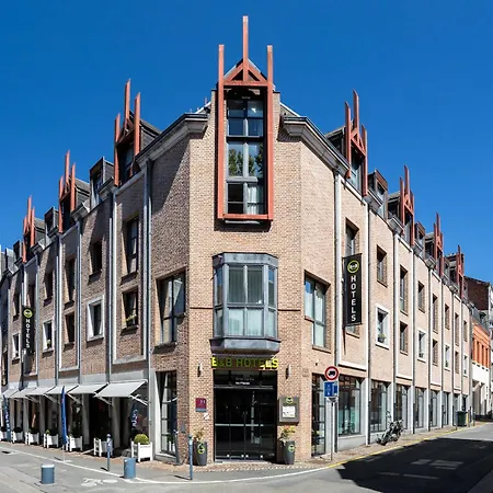 B&B Hotel Arras Centre Les Places-2