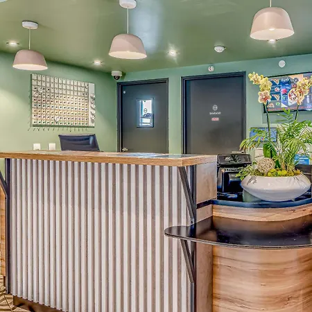 B&B Hotel Bordeaux Centre Gare Saint-Jean-2