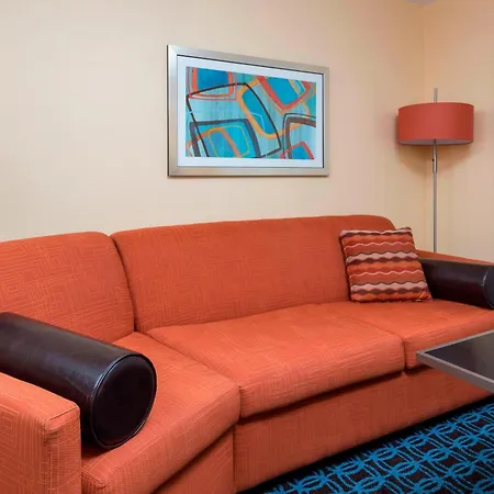 Fairfield Inn & Suites By Marriott Galesburg-2