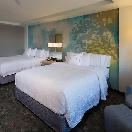 Courtyard Bay City-3