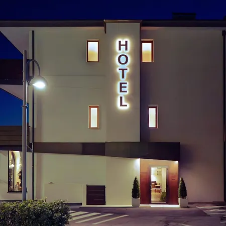 Hotel Belvedere Thiene-3