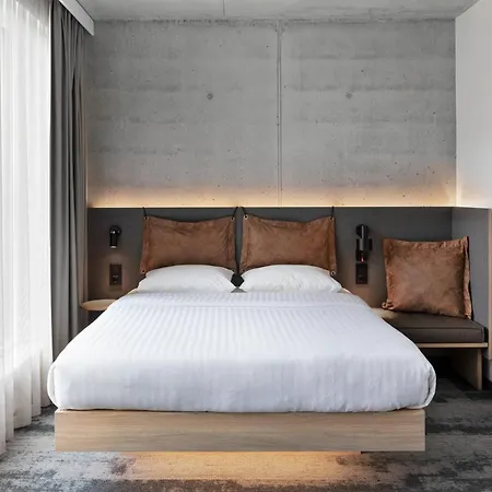Moxy Bergen-2