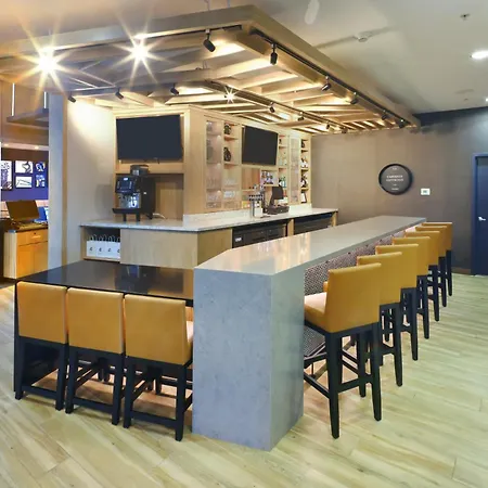 Hyatt Place Phoenix Gilbert-3