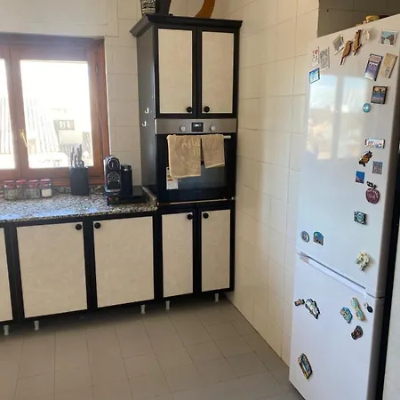 Double Room In Shared Apartment - Private Space In Denia Centre-2