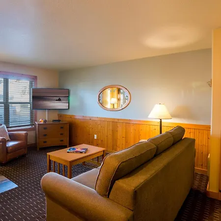 Lighthouse Inn-2