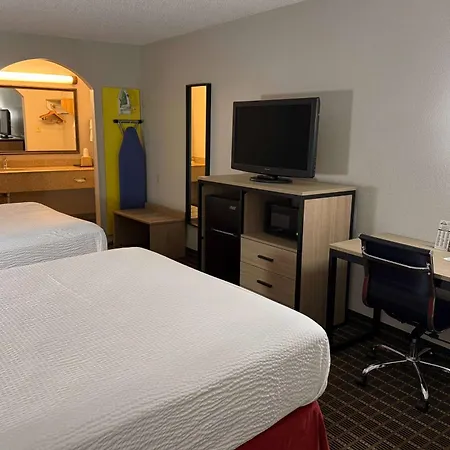 Days Inn By Wyndham San Antonio Interstate Hwy 35 North-3