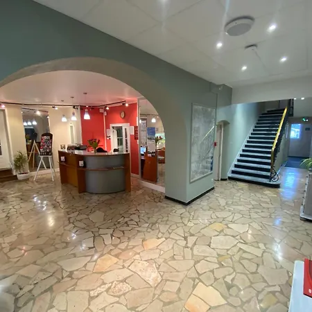 Nouvel Hotel-2