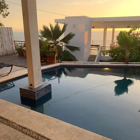 Cocos Camp (Adults Only)-3