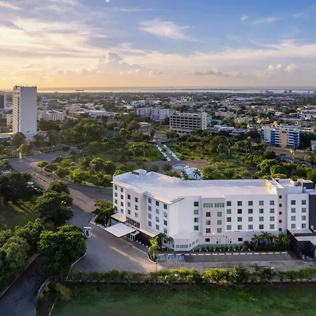 Courtyard By Marriott Kingston, Jamaica-2