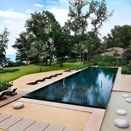 Renaissance Phuket Resort & Spa-3
