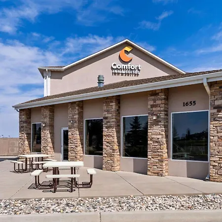 Comfort Inn & Suites Near University Of Wyoming-2