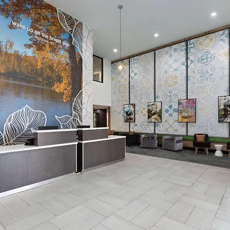 La Quinta Inn & Suites By Wyndham Meridian-3