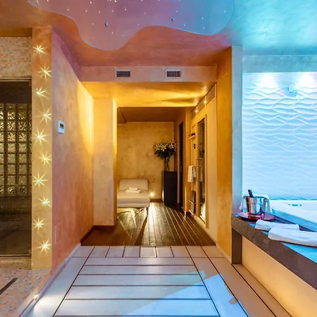 Ponte Vecchio Suites&Spa-3