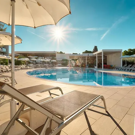 Pharos Hvar Bayhill Hotel-3