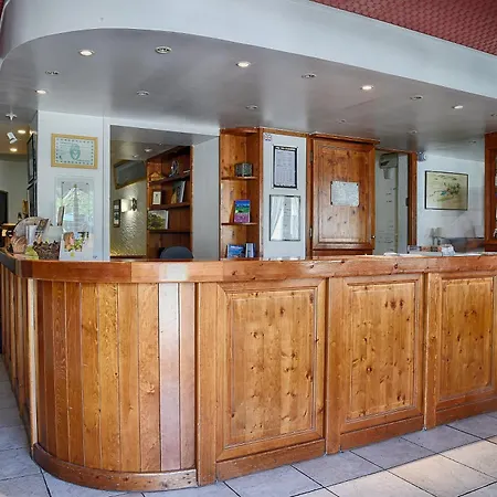 Logis Hôtel Restaurant Le Col de l'Arc-3