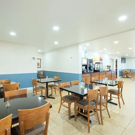 Quality Inn Holbrook Near Petrified Forest-3
