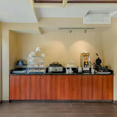 Comfort Suites Seaford-2