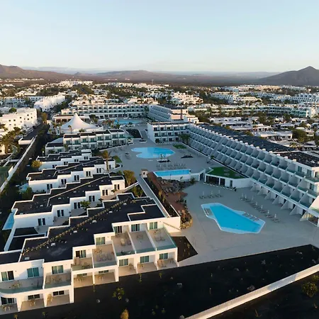 Radisson Blu Resort, Lanzarote Adults Only-3