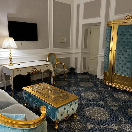 Royal Grand Hotel-2