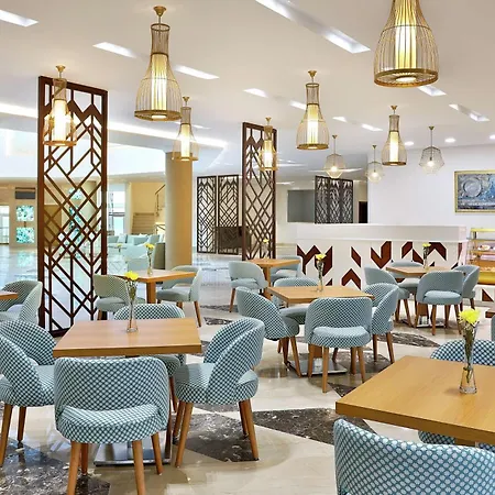 Hilton Hurghada Plaza Hotel-2
