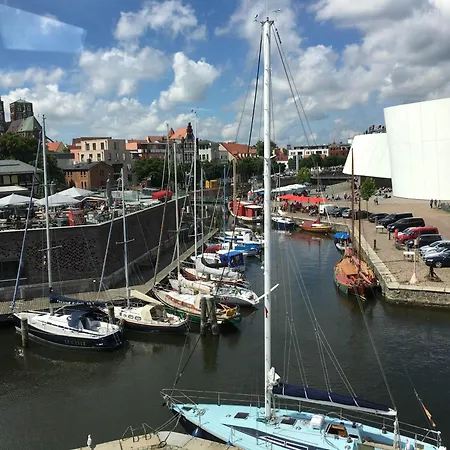 Hotel Kontorhaus Stralsund-3