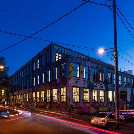 Fabrika Hostel & Suites-2