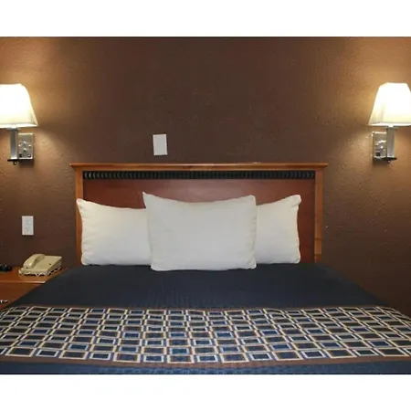 Travel Inn By Oyo Omaha-2