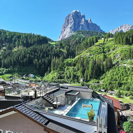 Hotel Touring Dolomites-3