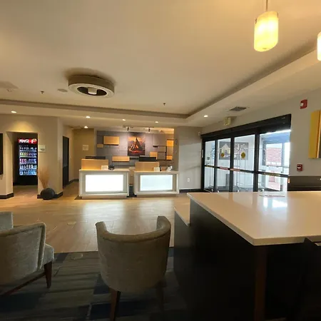 Comfort Inn & Suites Miami - Route 66-2