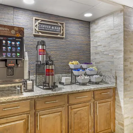 Best Western Plus Raleigh Crabtree Valley Hotel-3
