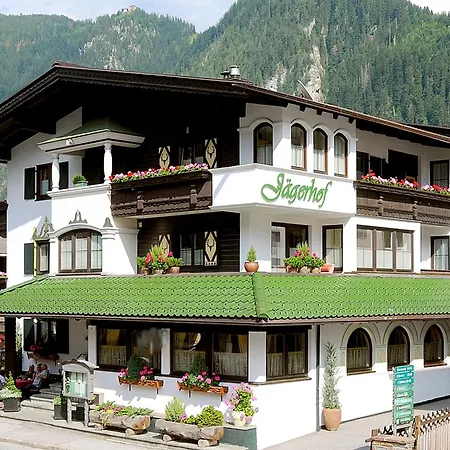 Hotel Jaegerhof Mayrhofen-2