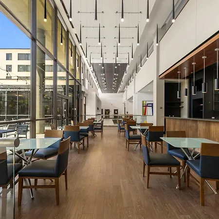 The Armon Stamford Hotel & Conference Center-2