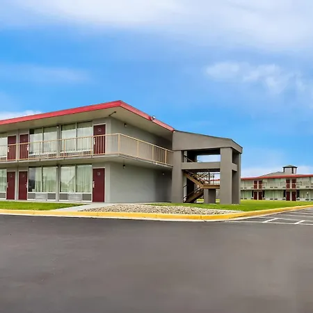 Red Roof Inn & Suites Cave City-2