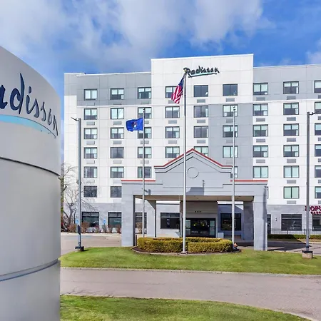 Radisson Hotel Detroit Metro Airport-2