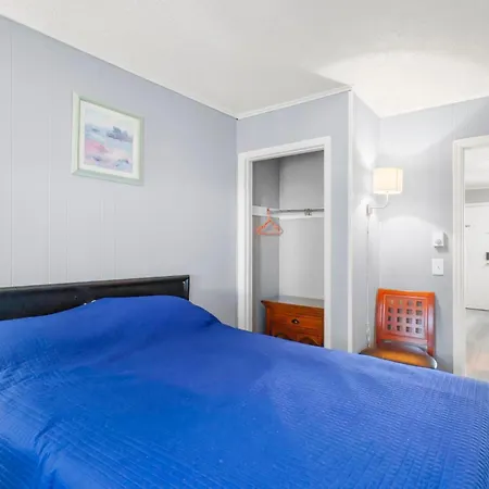 Sea Garden Motel-3