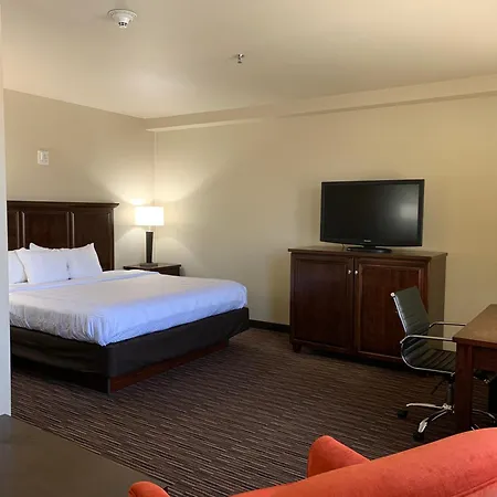 Radisson Hotel River Falls-3