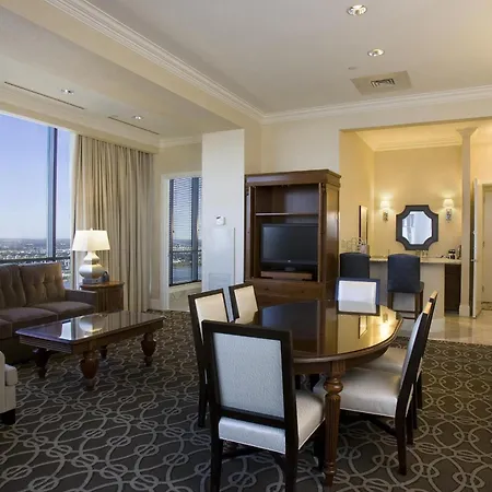 Hilton New Orleans Riverside-3