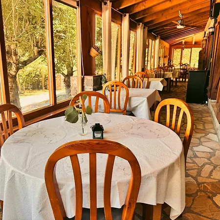 Hotel de Montaña Uson-2