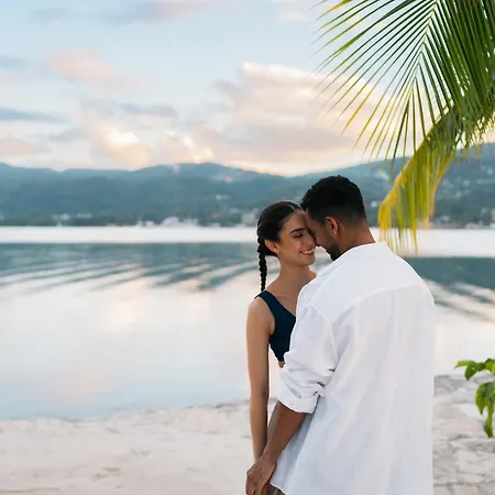 Secrets Wild Orchid Adults Only-2