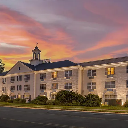 Best Western Plus Morristown Inn-Florham Park-2